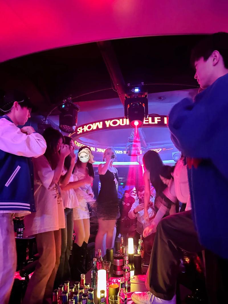 重庆商务ktv低端场所推荐热点-渝北区ktv预定